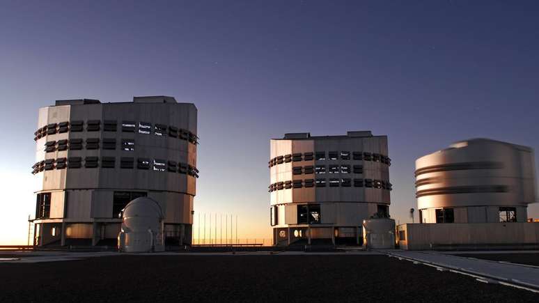 Astrônomos usaram o Very Large Telescope - VLT- no Chile para observar o sistema planetário distance