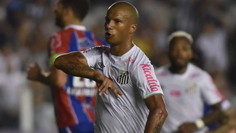 Sánchez despistou falar sobre o futuro de Sampaoli (Foto: Ivan Storti/Santos)