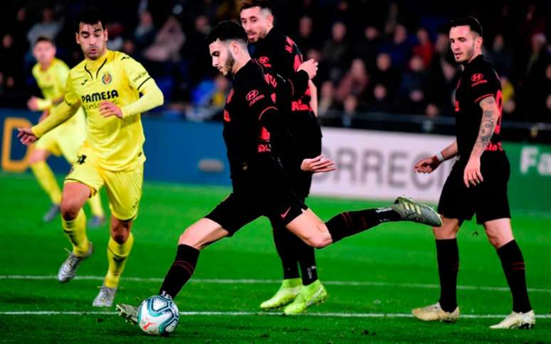 Villarreal e Atlético de Madrid perderam muitas chances e ficaram no 0 a 0 (Foto: JOSE JORDAN / AFP)