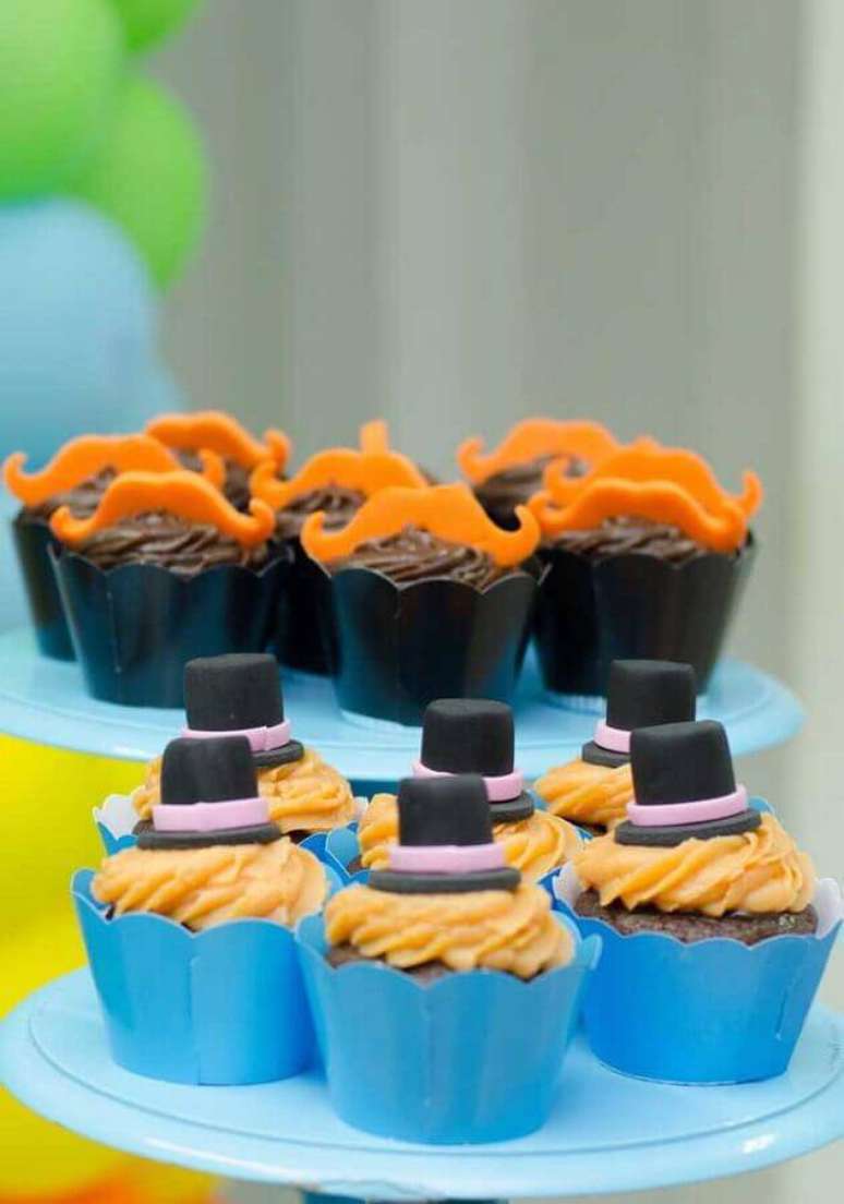 17. Invista em cupcakes decorados para sua mesa de doces da festa infantil Mundo Bita – Foto: Pinosy