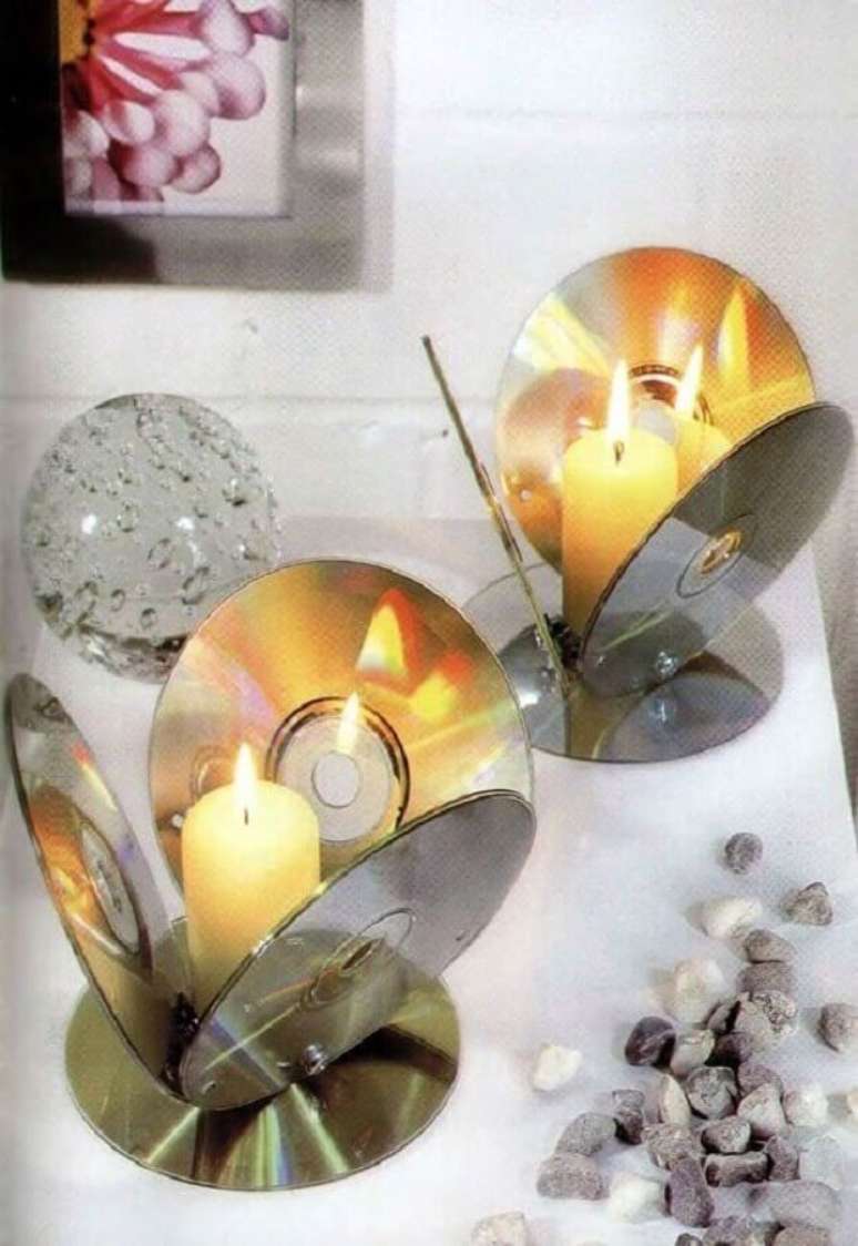 18. Mais um modelo de porta vela para incrementar a decora&ccedil;&atilde;o com CD. Fonte: Pinterest