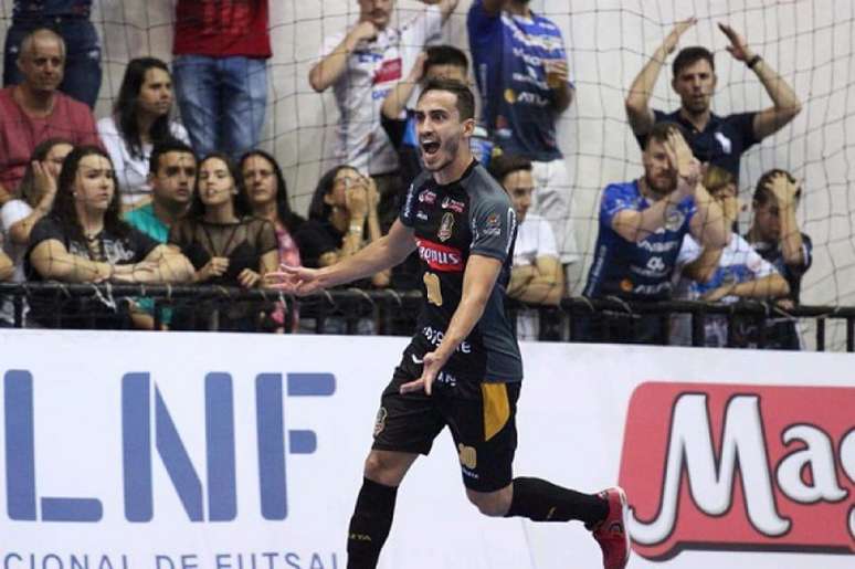Sorocaba x Pato: título da LNF está em jogo (Foto: Magnus Futsal / Divulgação)