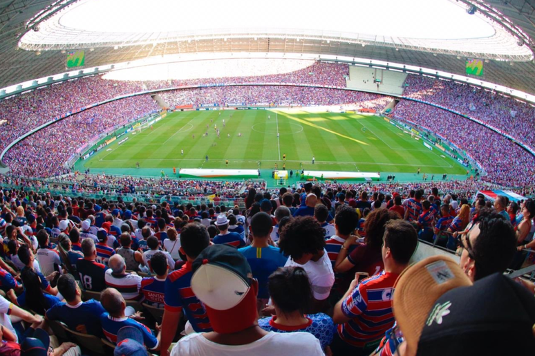 Torcida do Fortaleza encheu o Castelão na última partida do ano (Foto: Reprodução/Twitter)