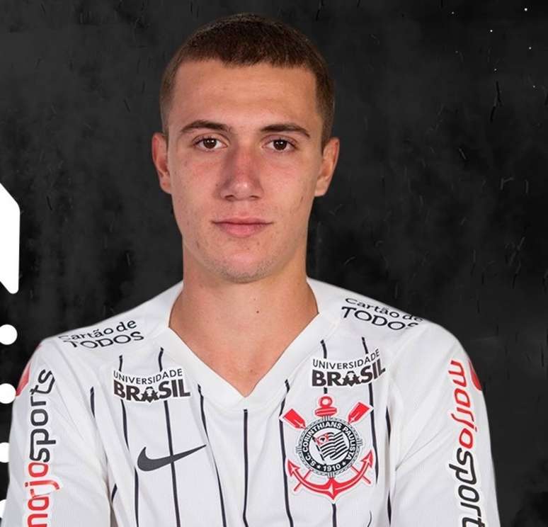 Lucas Piton, lateral-esquerdo do Corinthians