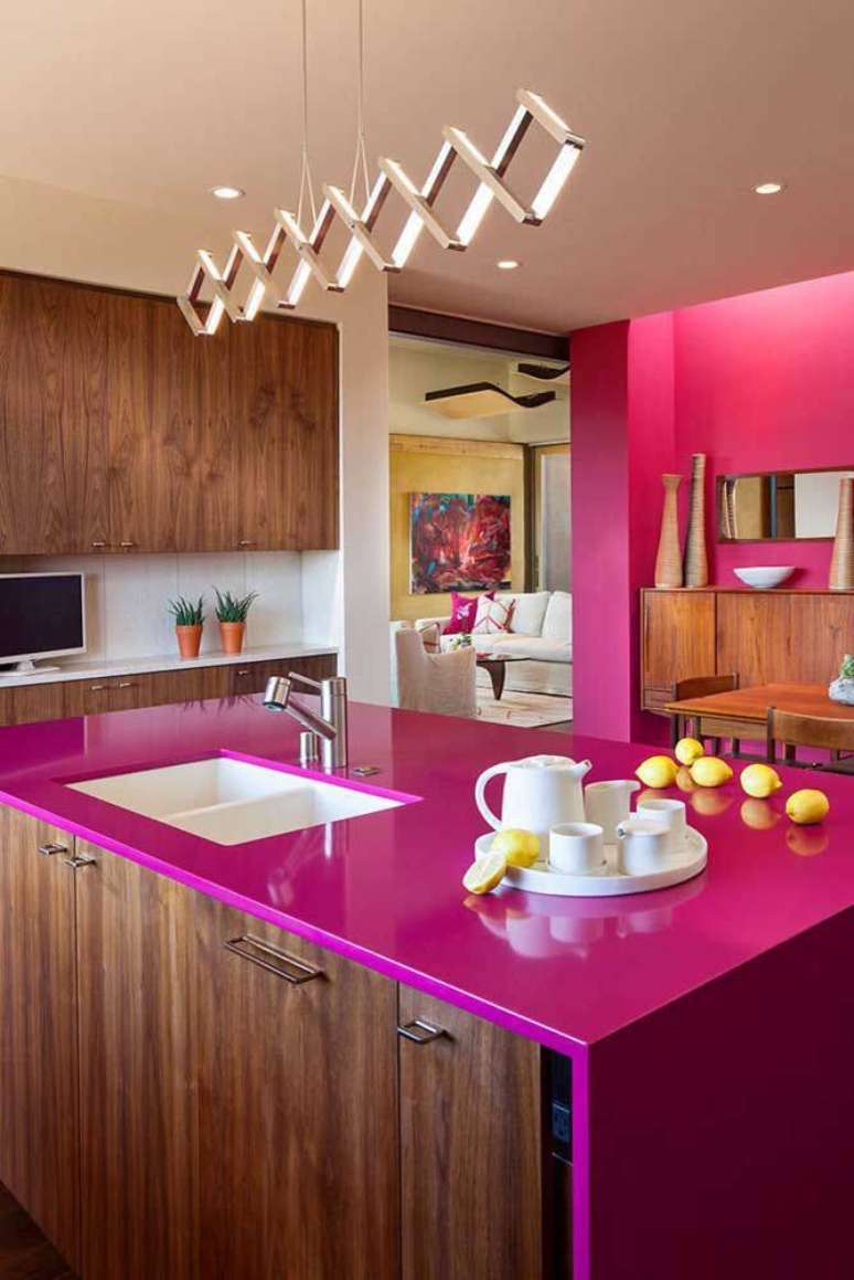 58. Lustre para cozinha rosa e moderna &ndash; Via: Decor F&aacute;cil