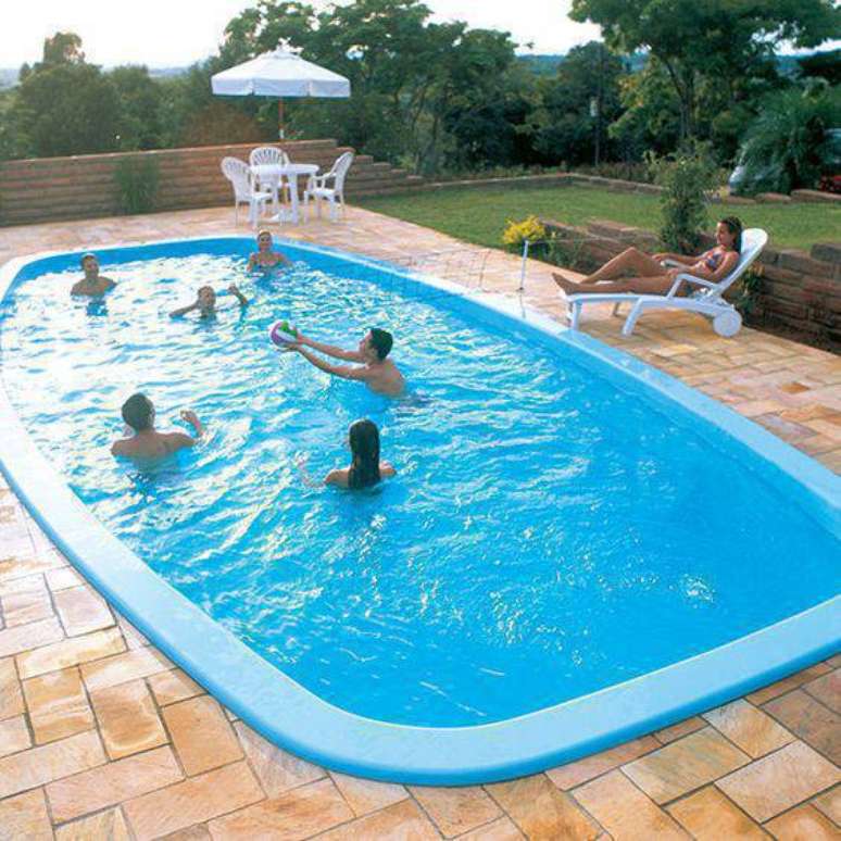 2. A pedra para piscina mineira &eacute; muito acess&iacute;vel. Foto: Tudo Constru&ccedil;&atilde;o