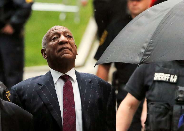 Ator e comediante Bill Cosby chega a um tribunal na Pensilvânia
25/09/2018 REUTERS/Brendan McDermid