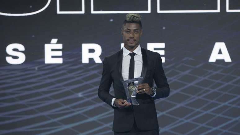 Bruno Henrique foi eleito o melhor do jogador do Brasileiro de 2019 (Foto: Lucas Figueiredo/CBF)