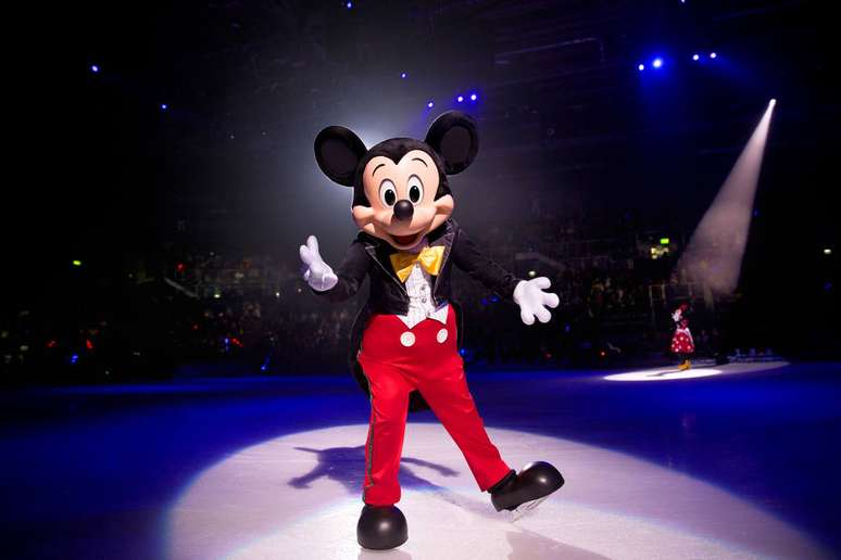 Entre os personagens que estarão no espetáculo está Mickey Mouse, um dos primeiros personagens da Disney