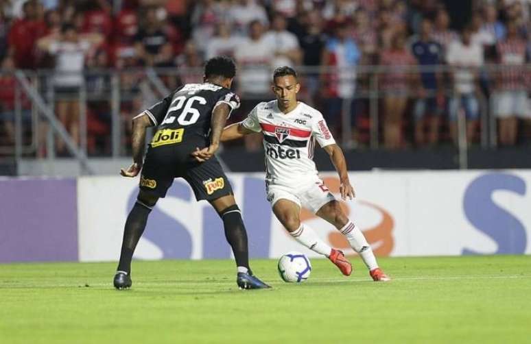 Igor Vinicius se destacou em clássicos pelo São Paulo (Foto: Rubens Chiri/SPFC)