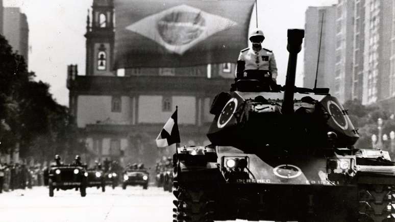 O golpe de 1964 levou o Brasil a 21 anos de ditadura militar.