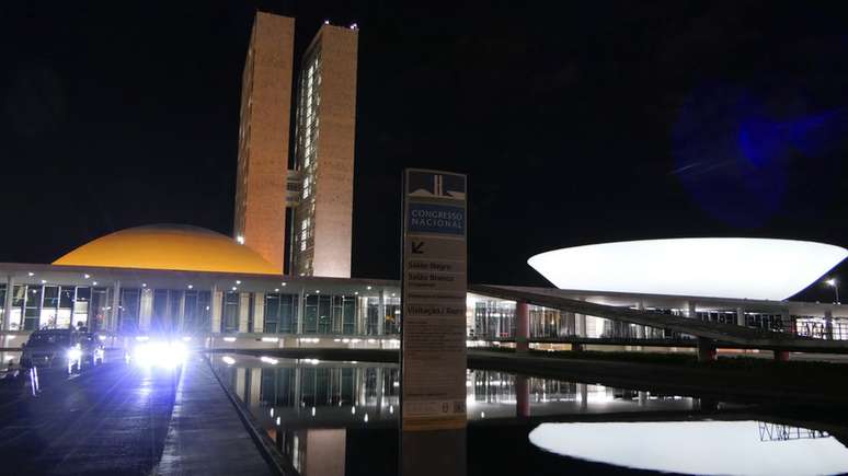 Aumento de verba para fundo veio de acordo que envolveu os líderes dos principais partidos representados no Congresso