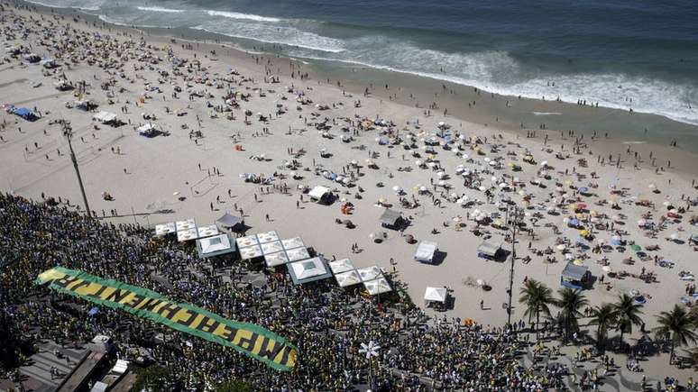 Proposta de aumento de fundo eleitoroal irritou grupos que foram às ruas pedir o impeachment da ex-presidente Dilma Rousseff