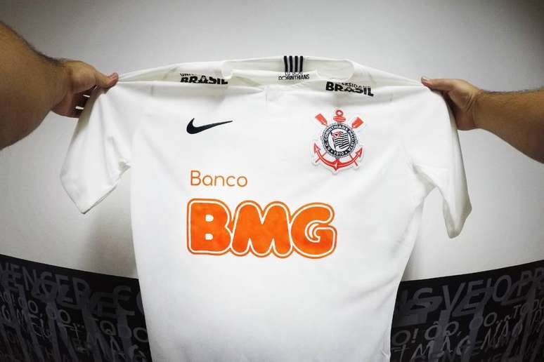 Corinthians confirmou o BMG em janeiro.