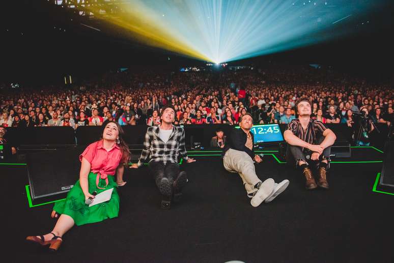 Elenco de Free Guy no painel da Netflix na CCXP 2019