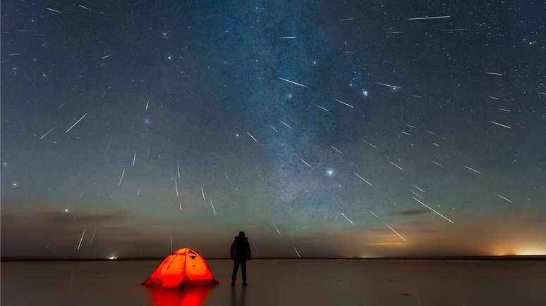 O céu precisa estar limpo para ser possível observar a chuva de meteoros