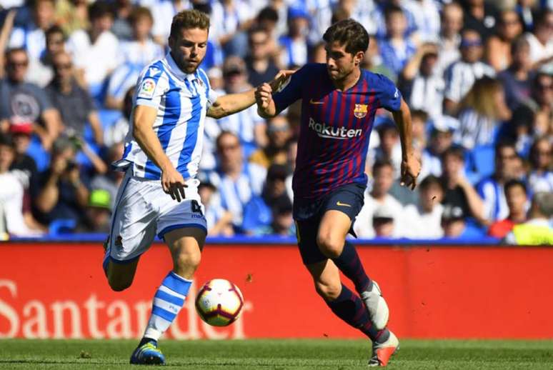 Barcelona e Real Sociedad se enfrentam neste sábado (Foto: AFP/GABRIEL BOUYS)