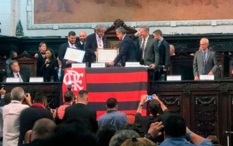 Jorge Jesus recebe Medalha Tiradentes na Alerj (Foto: João Vitor Castanheira/Lance!)