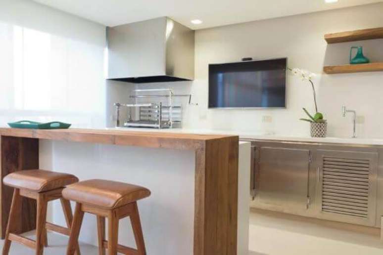 48. Bancada de madeira para cozinha de madeira &ndash; Via: Revista VD