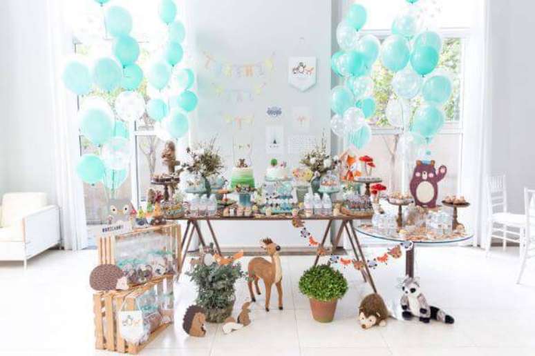 23. Festa em casa infantil com tema da floresta – Via: Inspire moms