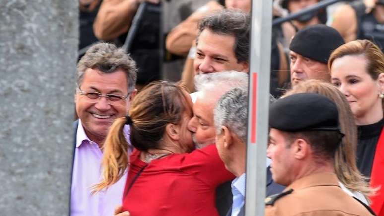 Filha de Lula é nomeada em gabinete no Senado