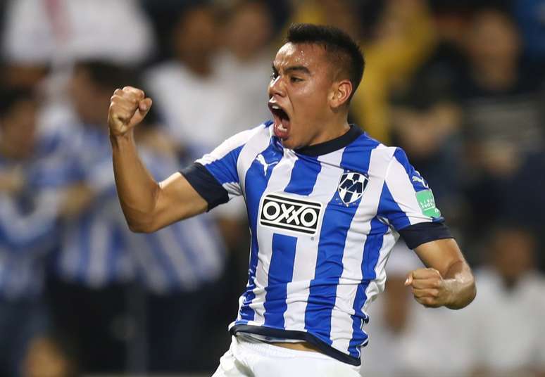 Carlos Rodriguez, do Monterrey, comemora terceiro gol da equipe mexicana contra o Al Sadd