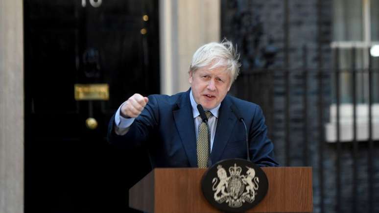 Os conservadores, partido do primeiro-ministro Boris Johnson, têm maioria de 80 cadeiras