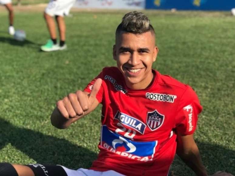 Victor Cantillo tem 26 anos e sonha em se tornar jogador de Seleção (Foto: Divulgação/JB)