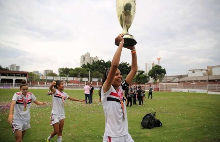 Futebol feminino do São Paulo levou quatro títulos na temporada 2019 (Foto: Igor Amorim/saopaulofc.net)