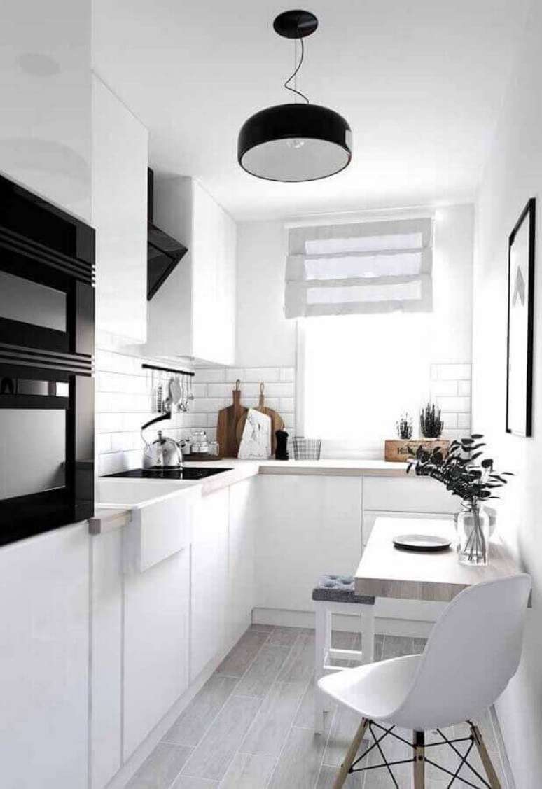 17. Cor branca para decoração de cozinha pequena planejada – Foto: Wood Save