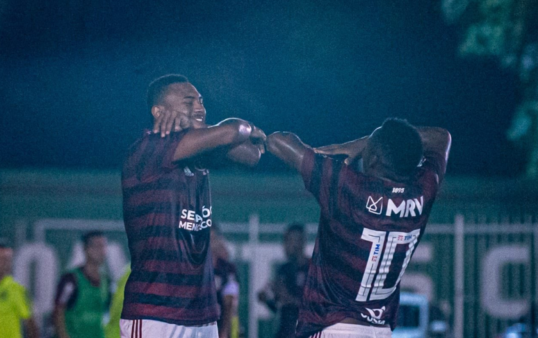 Flamengo abriu 3 a 0 sobre o Palmeiras na Supercopa Sub-20 (Foto: Marcelo Cortes/CRF)