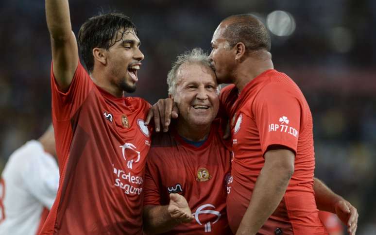 Zico é ídolo do Flamengo e faz jogo amistoso todo fim de ano no Maracanã (Celso Pupo/Fotoarena)