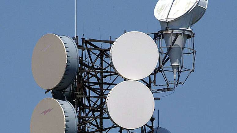 Comunica&ccedil;&atilde;o por micro-ondas pode dar vantagens de segundos
