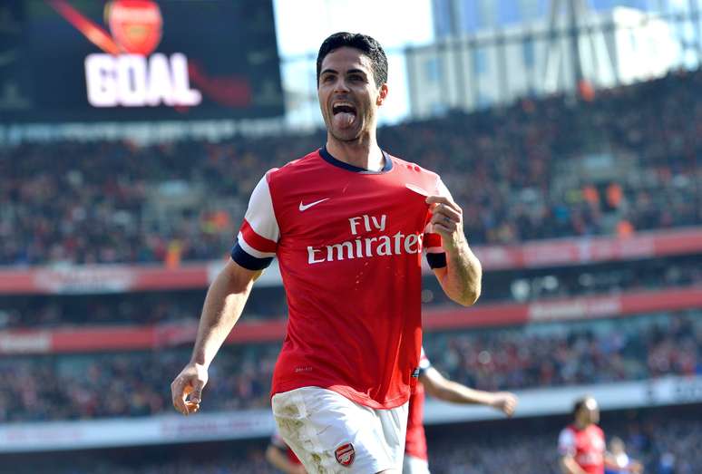 Mikel Arteta quando jogava pelo Arsenal em 2014
08/03/2014 REUTERS/Toby Melville