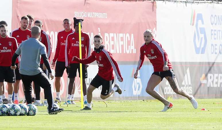 Benfica depende de combinação de resultados para avançar na competição (Foto: Reprodução/Benfica)