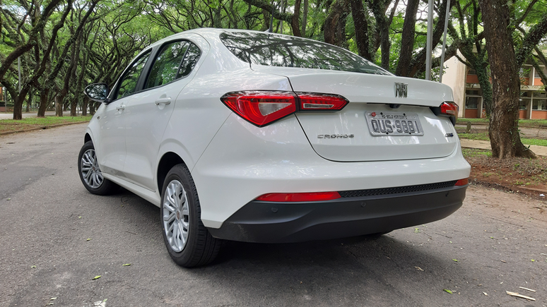 O porta-malas &eacute; um diferencial do Cronos, pois comporta 525 litros de bagagem.