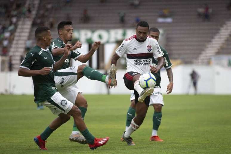 Flamengo perdeu por 1 a 0, mas conquistou o título pelo placar agregado (Foto: Thais Magalhães/CBF)