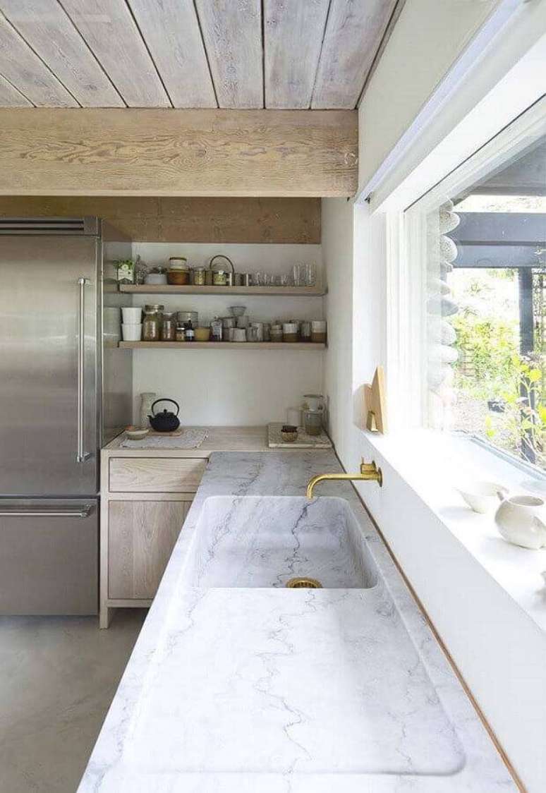 8. A pedra de m&aacute;rmore branca se harmoniza facilmente a diversos estilos de decora&ccedil;&atilde;o &ndash; Foto: Remodelista