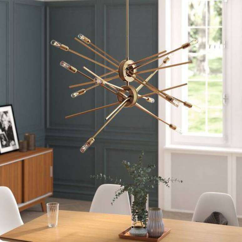 52. Lustres modernos como este s&atilde;o muito chamativos. Foto: Wayfair