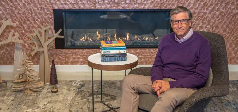 Fundador da Microsoft, Bill Gates escreve anualmente sobre suas recomendações de livros