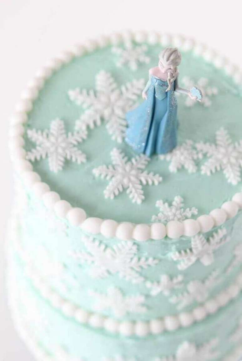 43. Modelo de topo de bolo da Frozen com princesa Elsa – Foto: Pinterest