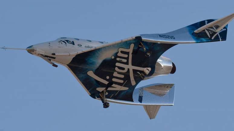 Virgin Galactic pode levar passageiros para o espaço em 2020