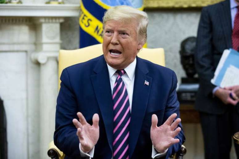 Donald Trump ser&aacute; julgado por abuso de poder e obstru&ccedil;&atilde;o do Congresso no Senado