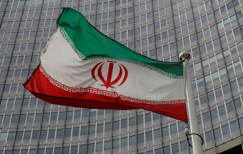 Bandeira do Irã em Viena
09/09/2019 REUTERS/Leonhard Foeger