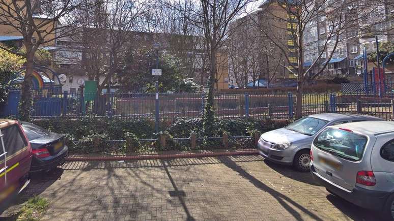 Silva foi atacado pelos jovens na avenida Charlotte Despard, no bairro de Battersea