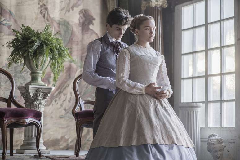 Amy (Florence Pugh) e Laurie (Timothée Chalamet) em &#039;Adoráveis Mulheres&#039;; personagem de Florence é pressionada a se casar pela tia 