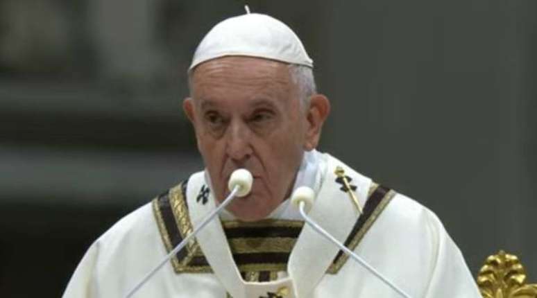 Papa faz apelo de paz em meio a tensão no Oriente Médio