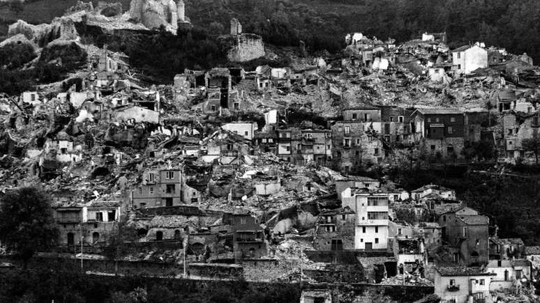 Vilarejo foi destruído pelo terremoto de 1980, em Irpinia
