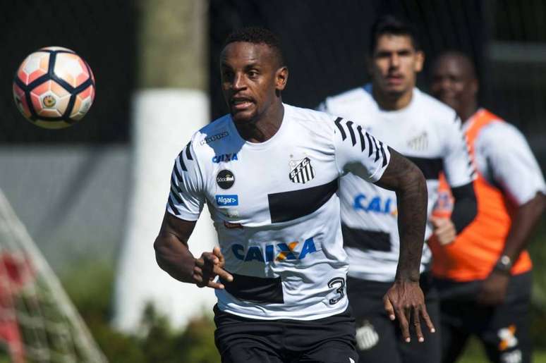 Cléber Reis não conseguiu se firmar com a camisa do Santos (Foto: Ivan Storti/SFC)