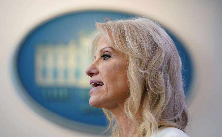 Assessora da Casa Branca Kellyanne Conway durante entrevista
18/12/2019
REUTERS/Kevin Lamarque